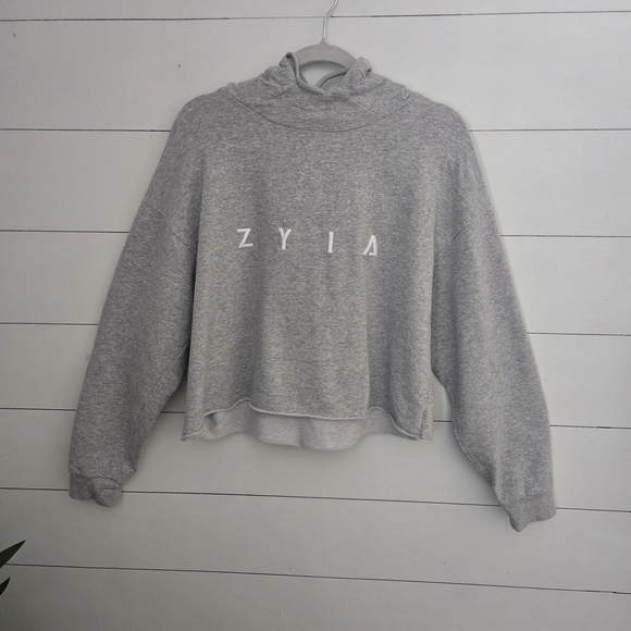 ZYIA Women's Heather Gray Cropped Hoodie - Picture 3 of 5